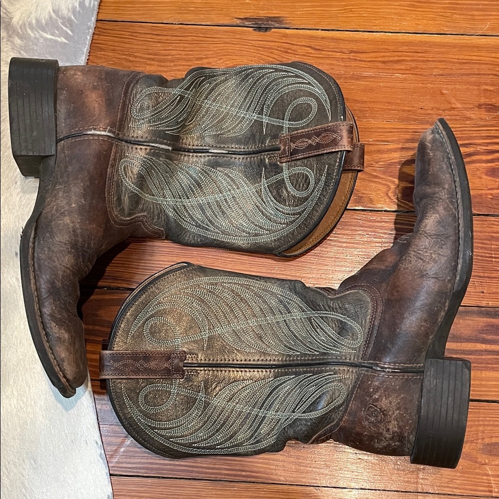Women’s Square Toe Western Boots